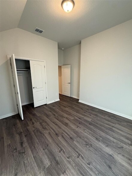 Building Photo - 13627 Barn Chime St