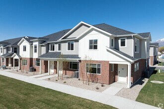 Building Photo - 1090 S 400 W