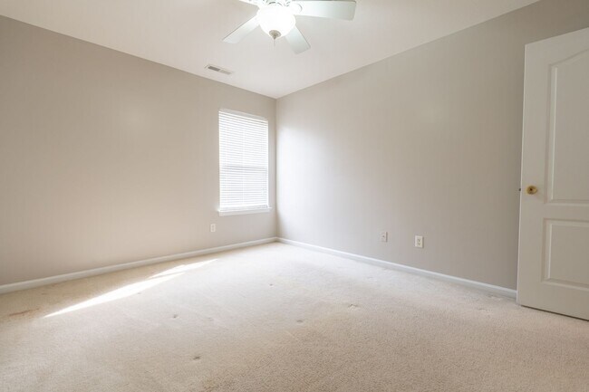 Building Photo - 4022 Holston Ct