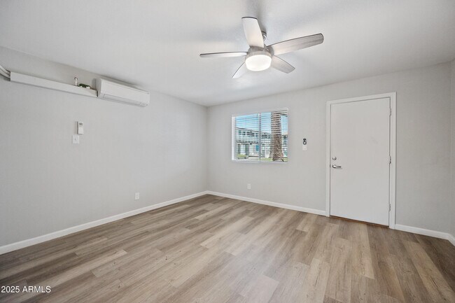 Building Photo - 3025 N 32nd St