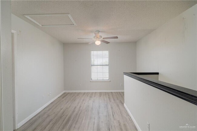 Building Photo - 17 West St