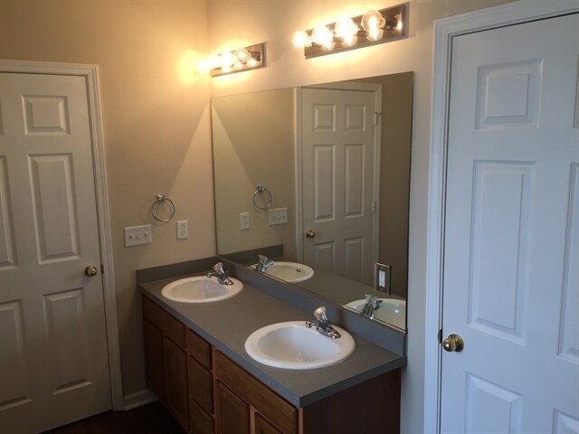 Building Photo - 247 Antigua Pl