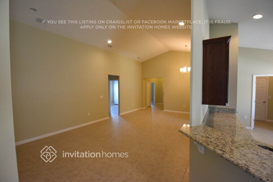 Building Photo - 3853 Radley Dr