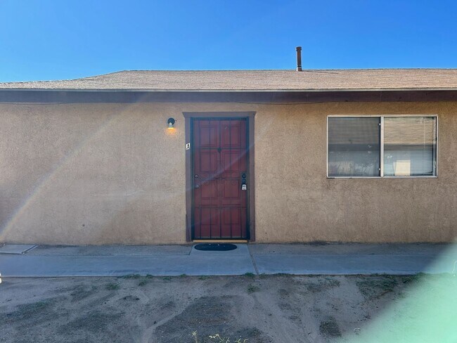 Primary Photo - 224 W Wilson Ave