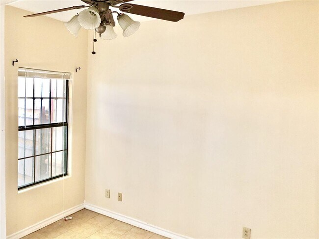 Building Photo - 4246 Dorel Dr