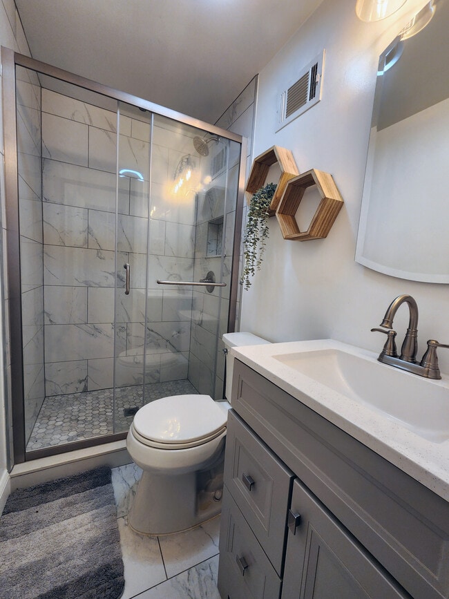 Building Photo - 5740 Yellowrose Ct