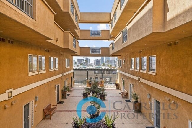 Building Photo - 2330 1st Ave