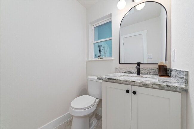 Building Photo - 9902 Hornpipe Ln