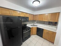 Building Photo - 3410 Foxcroft Rd