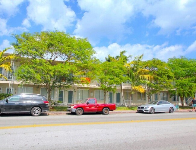 Primary Photo - 801 15th St