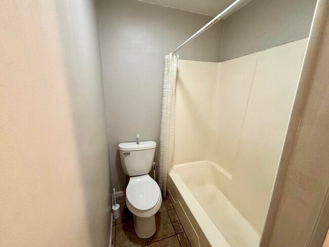 Building Photo - 1155 KY-3057