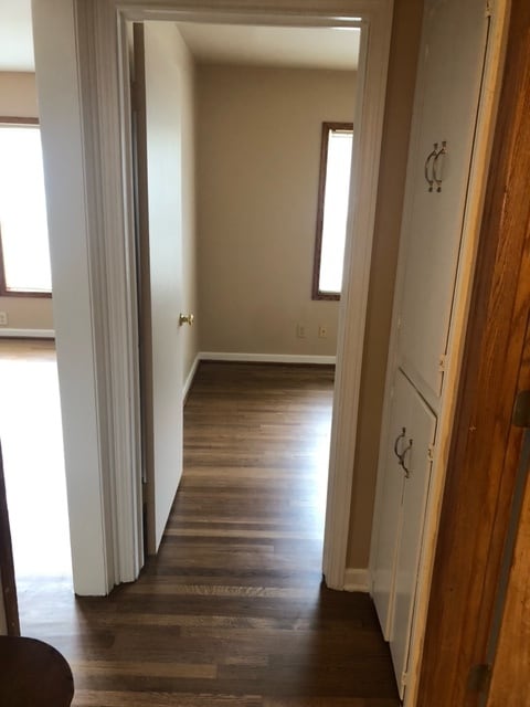 Building Photo - 1507 N Battin St