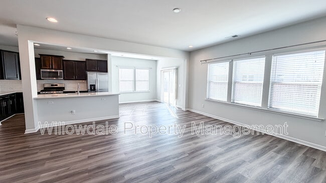 Building Photo - 993 Deaton Dr