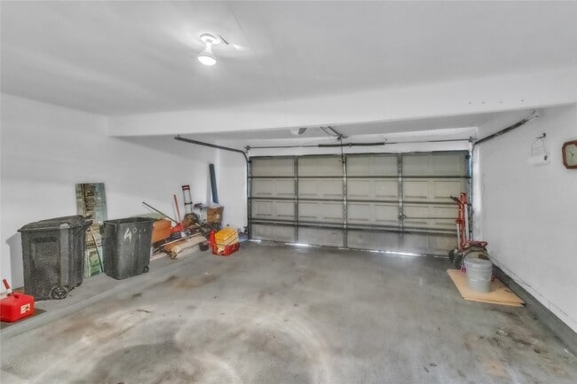 Building Photo - 7044 S Dairy Ashford Rd