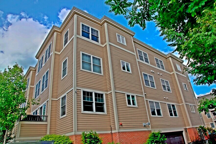Building Photo - 5170 Washington St