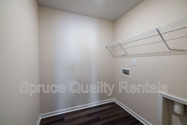Building Photo - 3548 Bonita Grv Dr