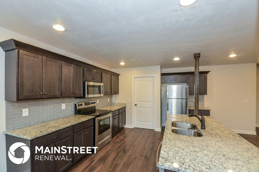 Building Photo - 3230 Volta Rd