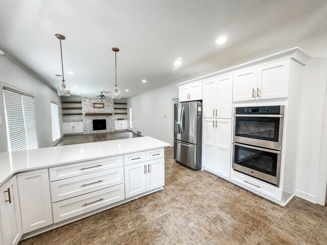 Building Photo - 759 Southern Belle Dr