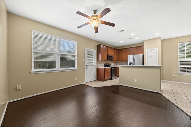 Building Photo - 2765 Maybrook Hollow Ln