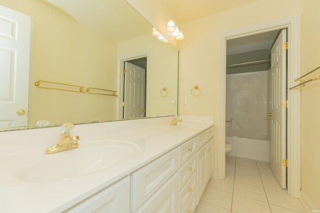 Building Photo - 4595 Prescott Dr