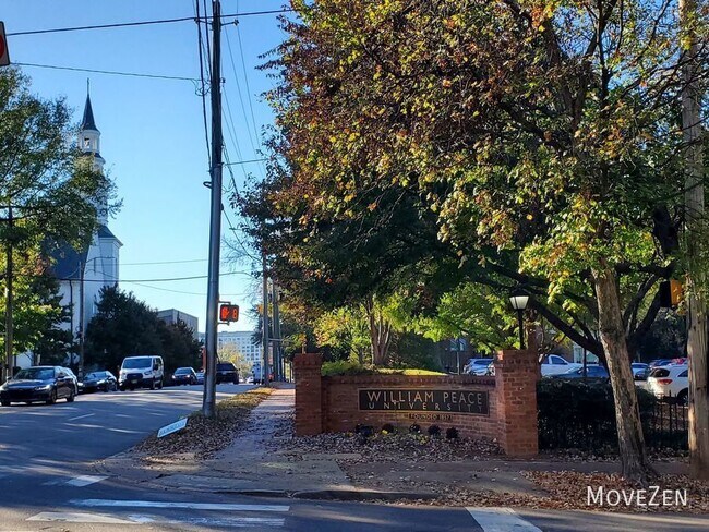 Building Photo - 604 N Blount St