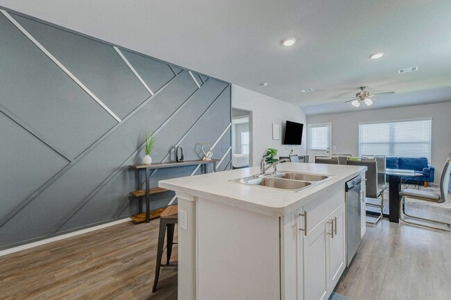 Building Photo - 10658 Red Orchid Dr