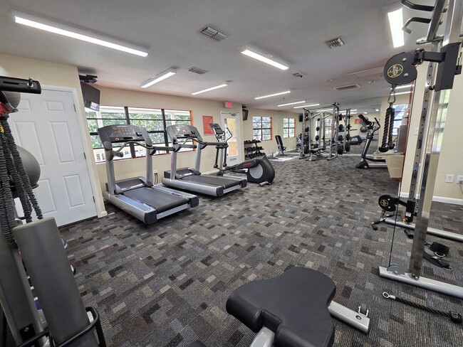 Building Photo - 2690 Coral Landings Blvd