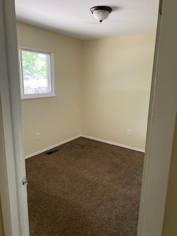 Building Photo - 2 Bedroom Property in Flint (Section 8 Ready)