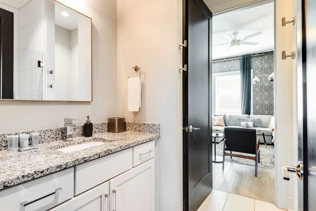 Building Photo - 1112 Harmony Way