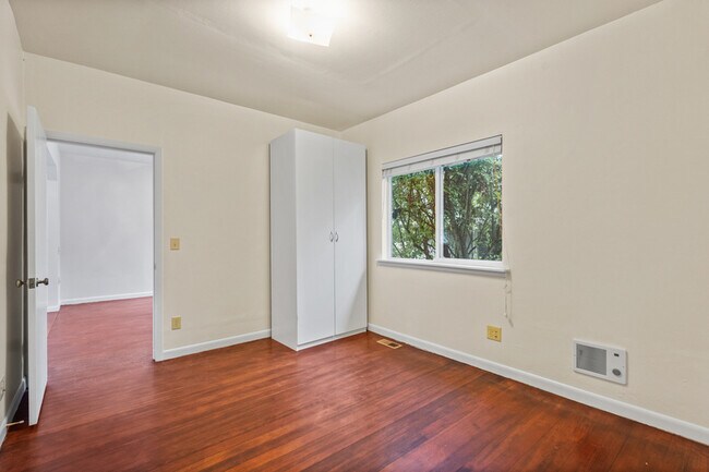 Building Photo - 4724 S Findlay St