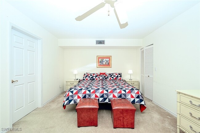 Primary Photo - 565 Beachwalk Cir