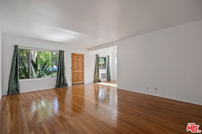 Building Photo - 1451 Armadale Ave