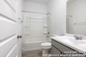 Building Photo - 14666 Emerio Dr