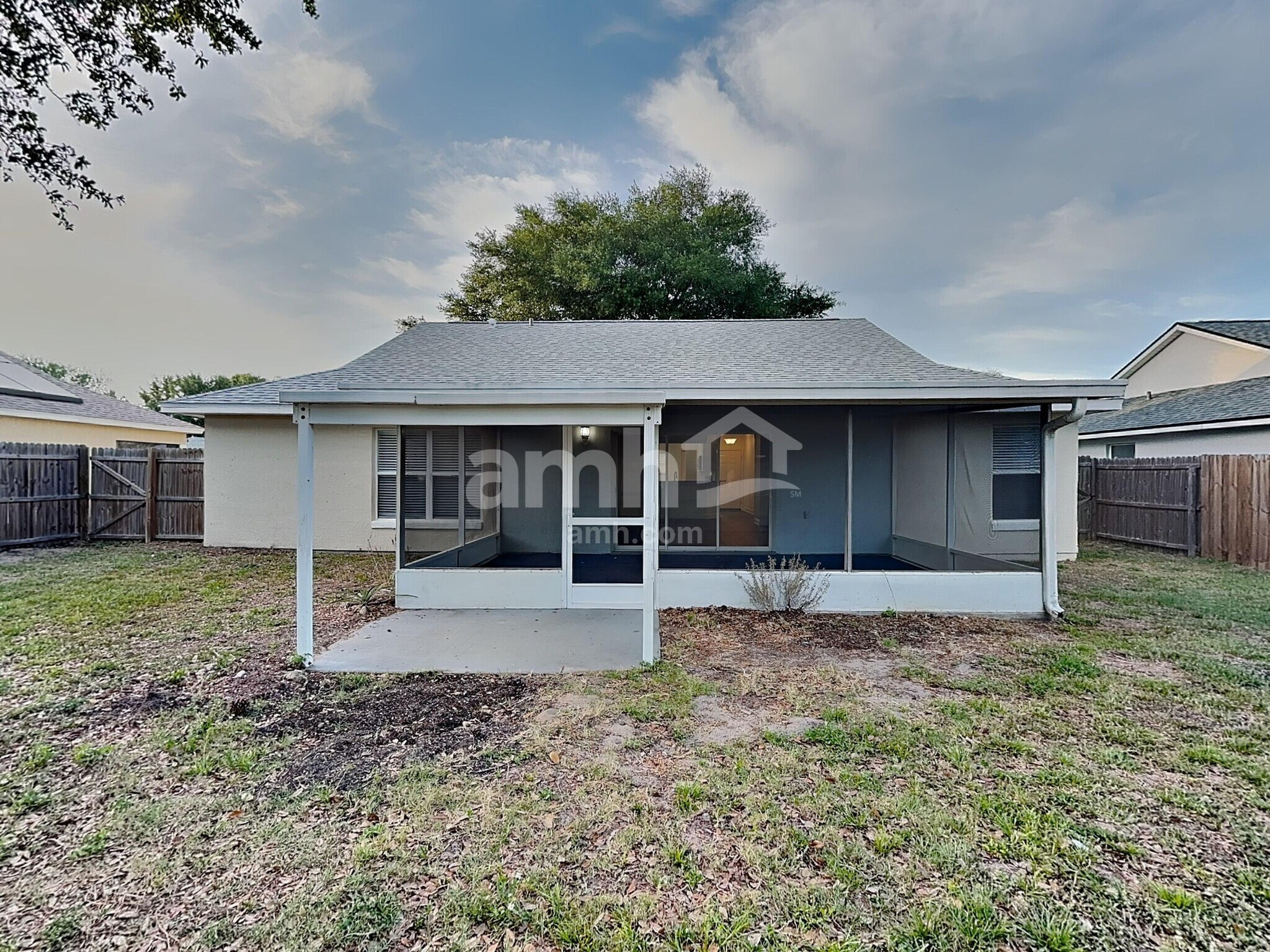 Building Photo - 3826 Bayshore Cir