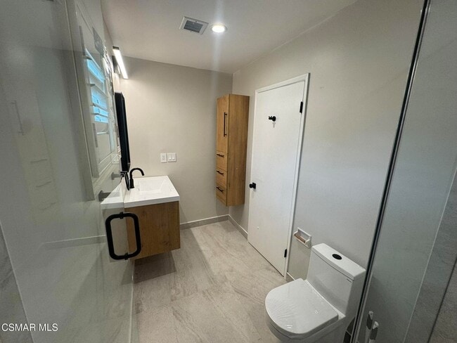 Building Photo - 22359 Lanark St