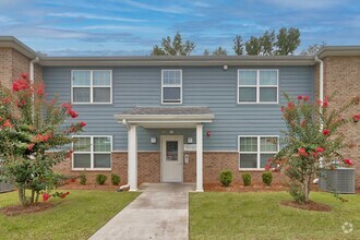 Building Photo - Lowcountry Crossing