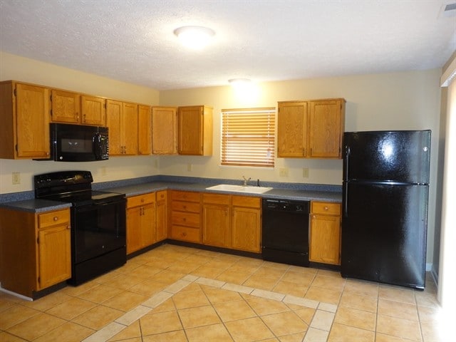 Building Photo - 8419 Dahlgren Ln