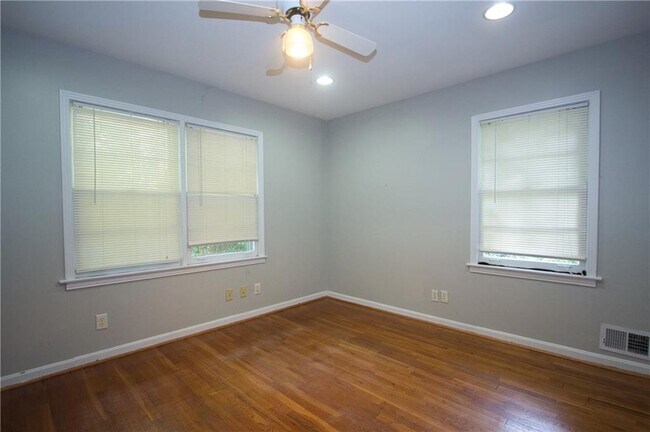 Building Photo - 1835 Lawrenceville Hwy