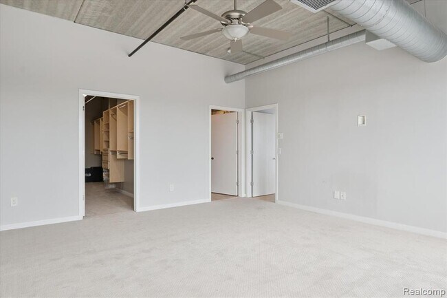 Building Photo - 101 Curry Ave