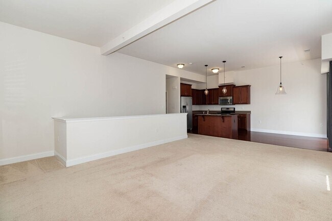 Building Photo - 782 Whitetail Dr