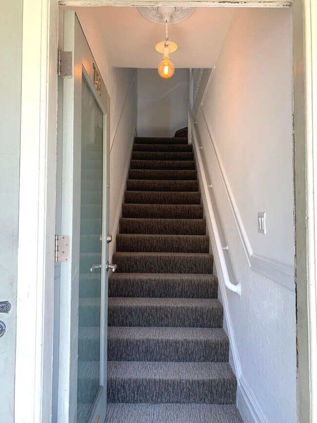 Building Photo - 756-758-758 8th Ave