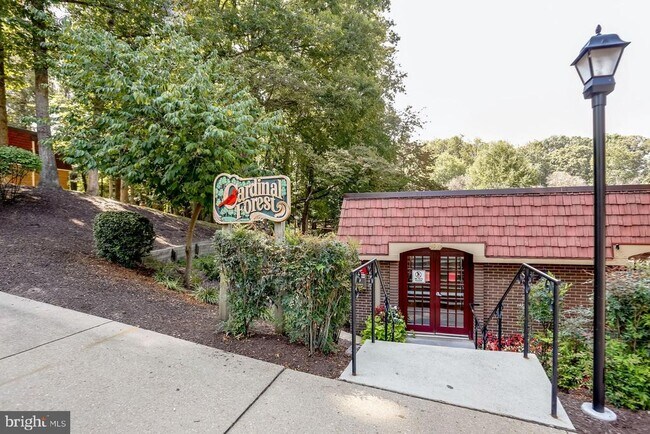 Building Photo - 8326 Darlington St