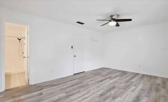 Building Photo - 713 St Matthew Cir