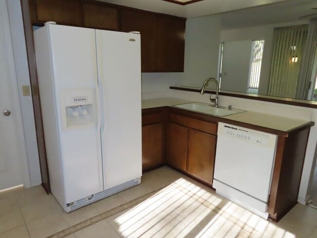 Building Photo - 29324 Vía Frontera