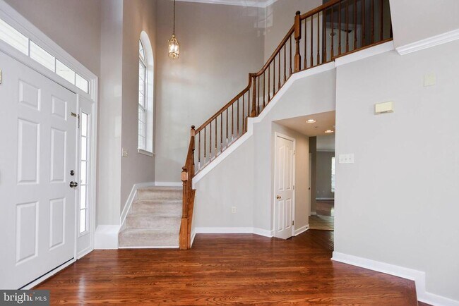 Building Photo - 13003 Belle Meade Trace