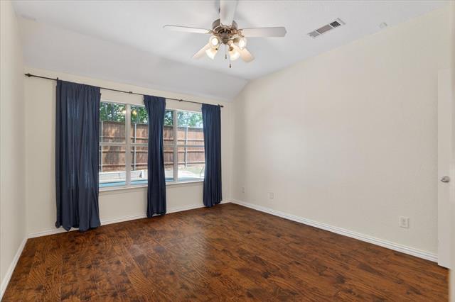 Building Photo - 3705 Redwood Cir