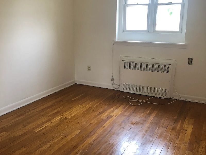 Building Photo - 2076 E 56th St