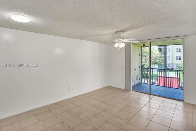 Building Photo - 8343 Lake Dr