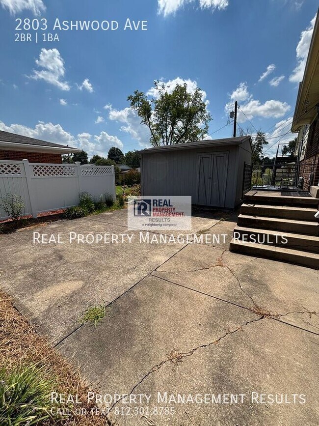 Building Photo - 2803 Ashwood Ave