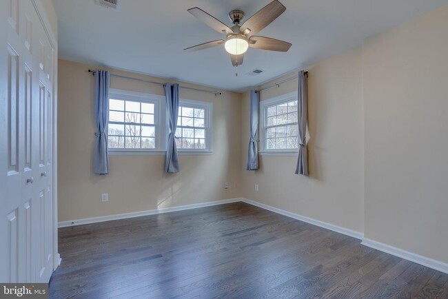 Building Photo - 1206 Riggs Ct